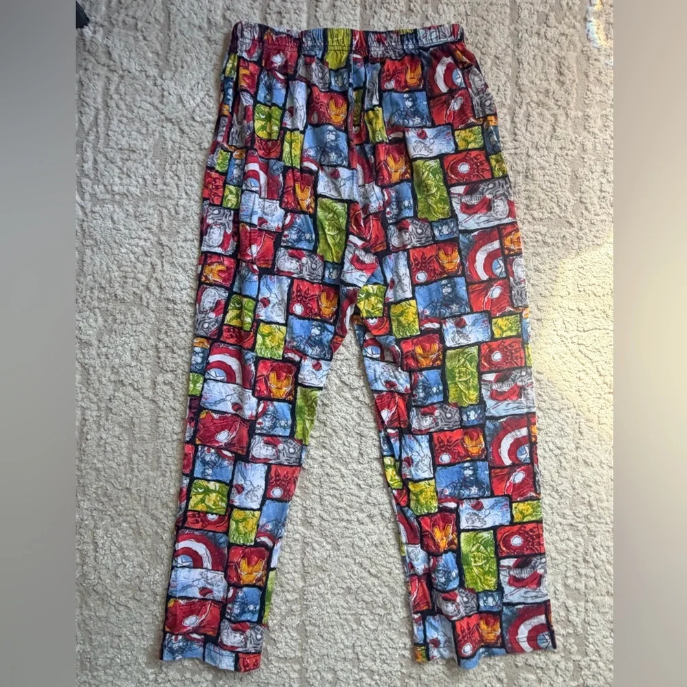 Unisex Marvel Captain America Patterned Pajama Pants - Red Multi M - Picture 5 of 5